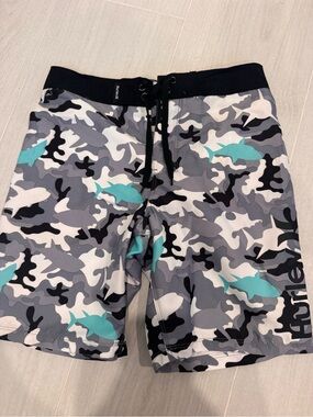 Hurley Men’s Gray Camo Board Shorts with Teal Shark Accents